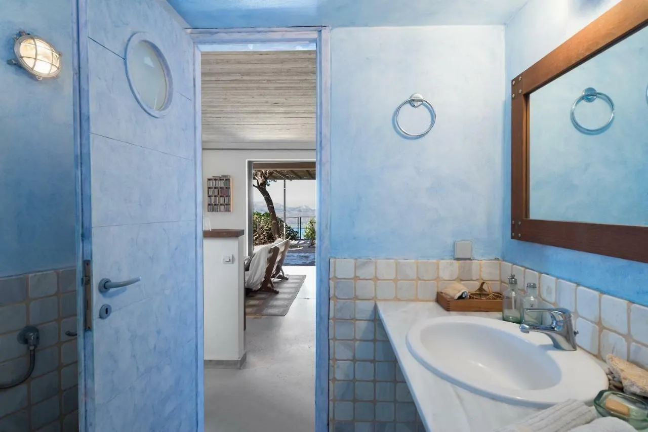 Red Art Maisonette Kardhakata 0*,