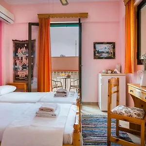 Guest house Oasis Complex, Kardhakata